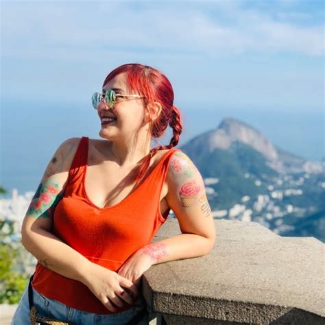 Catarina Paulino Profiles .
